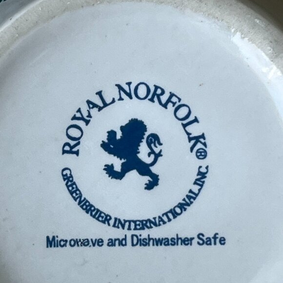 Royal Norfolk Blue Paisley 2 Mugs - Picture 14 of 15